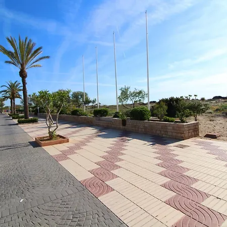 Apartamento Global Properties, Con Terraza Y Vistas Al Mar Y A La Montana *
