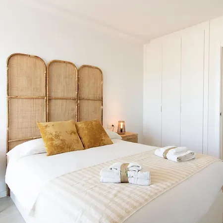 Apartamento Global Properties, Con Terraza Y Vistas Al Mar Y A La Montana